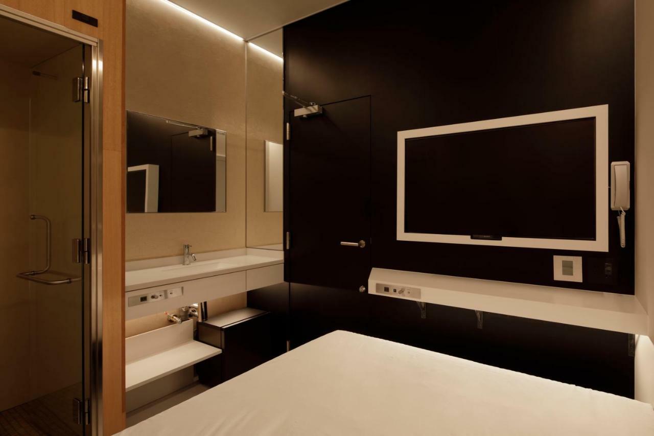 Hotel Min.